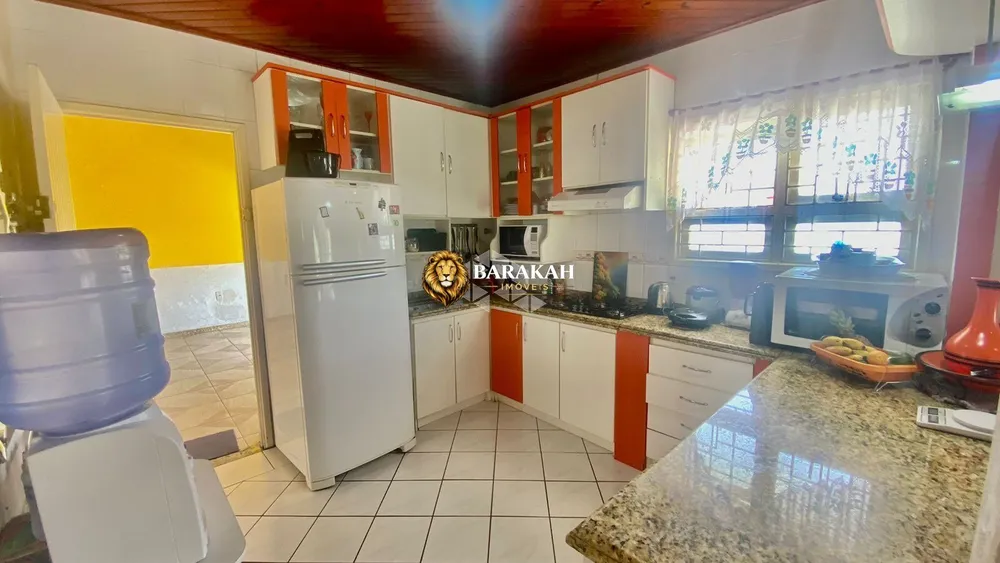 Casa, 3 quartos, 187 m² - Foto 4
