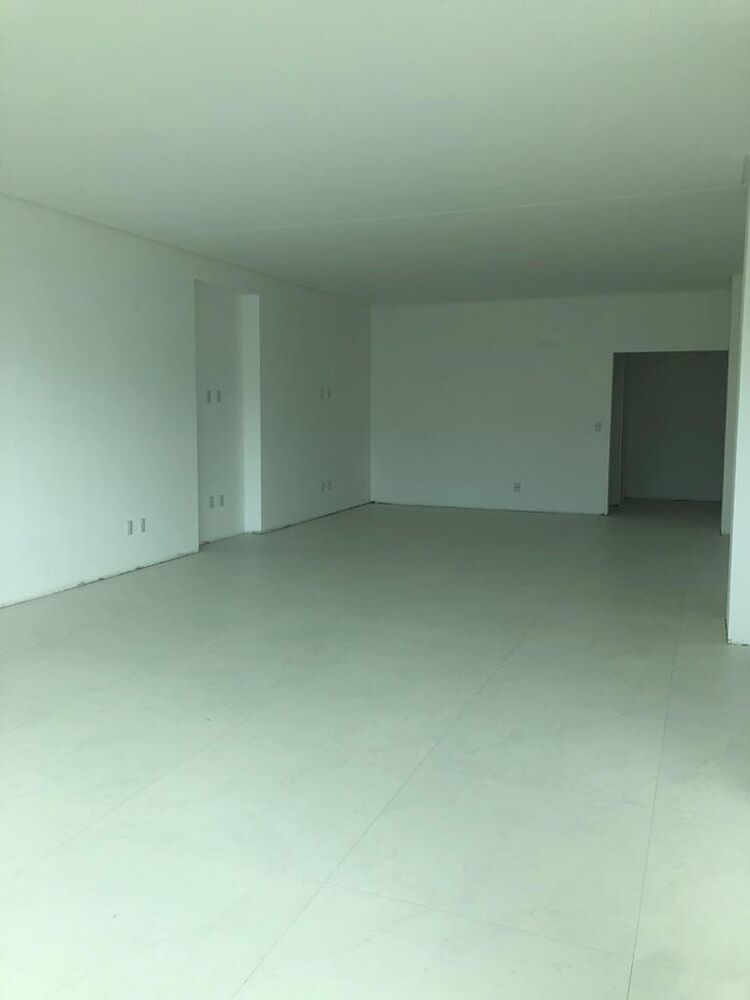 Apartamento, 4 quartos, 193 m² - Foto 2