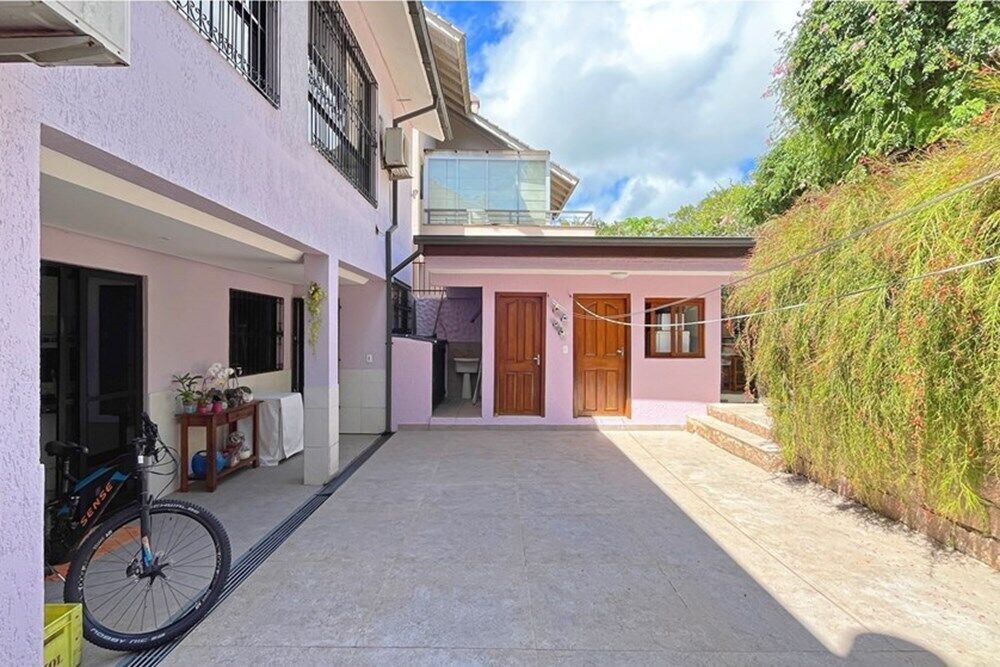 Casa à venda com 3 quartos, 395m² - Foto 7