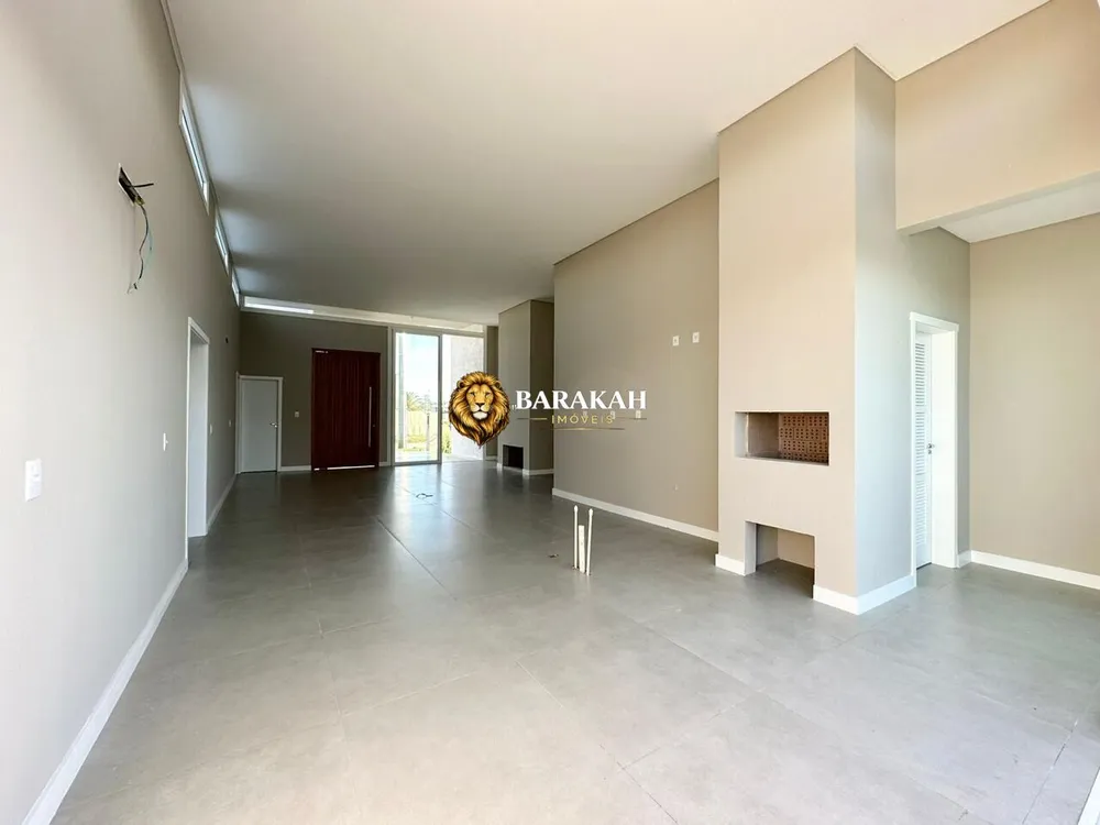 Casa, 4 quartos, 193 m² - Foto 2