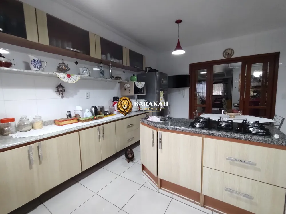 Casa, 3 quartos, 219 m² - Foto 8