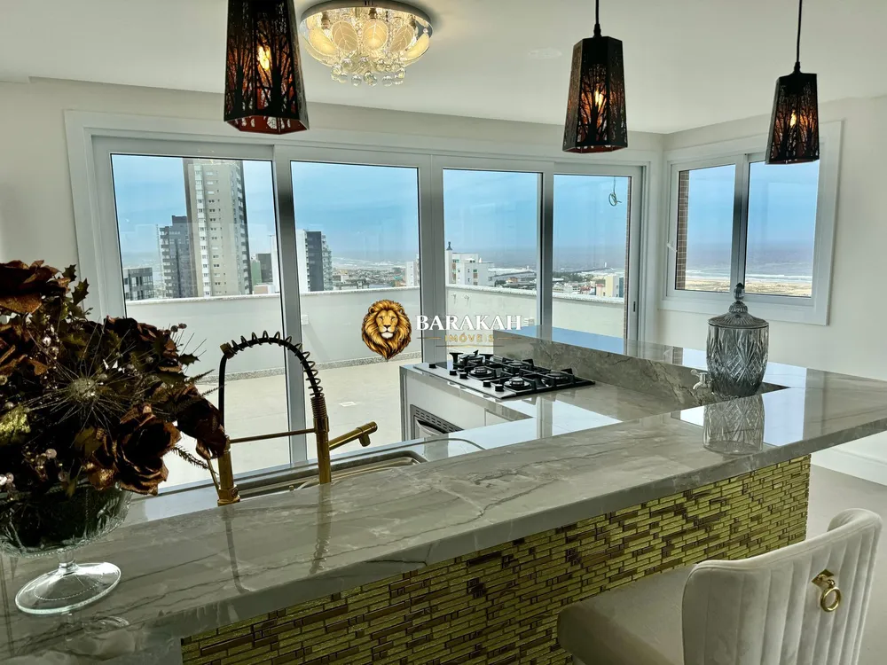 Cobertura, 3 quartos, 247 m² - Foto 3