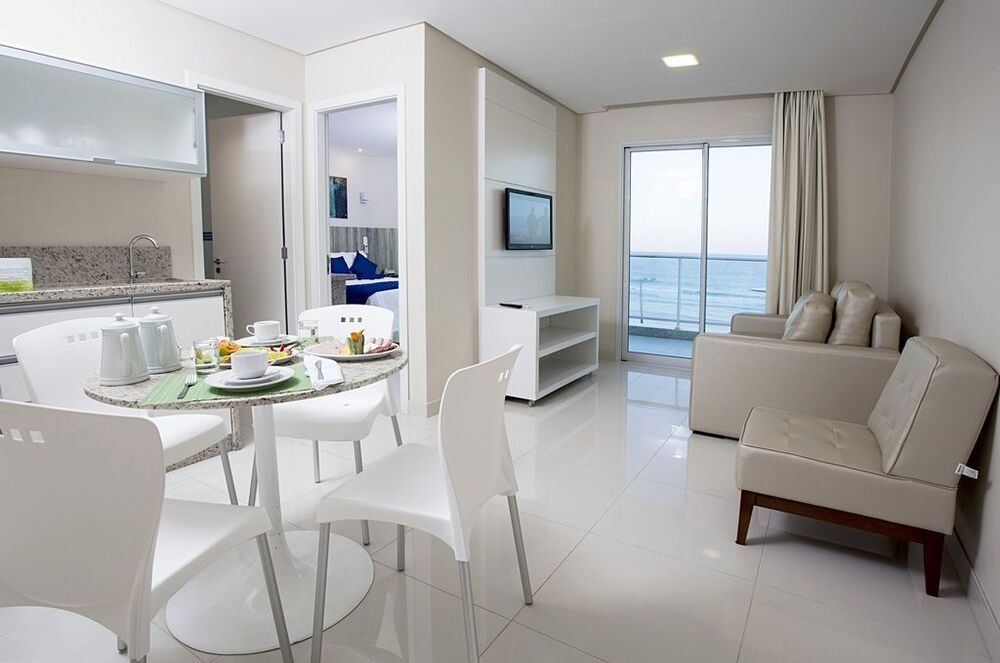 Apartamento à venda com 1 quarto, 37m² - Foto 1