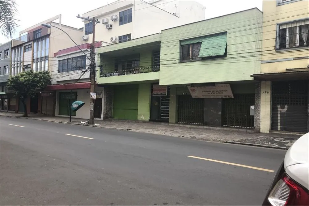 Casa, 1 quarto, 315 m² - Foto 2