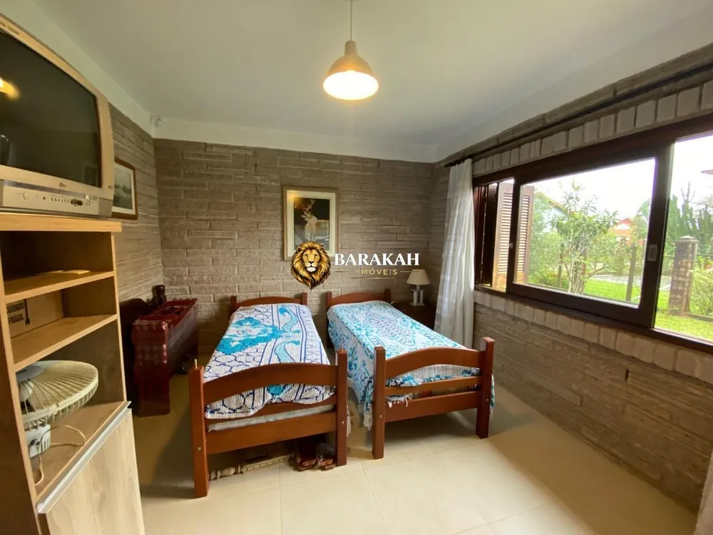 Casa, 3 quartos, 280 m² - Foto 2