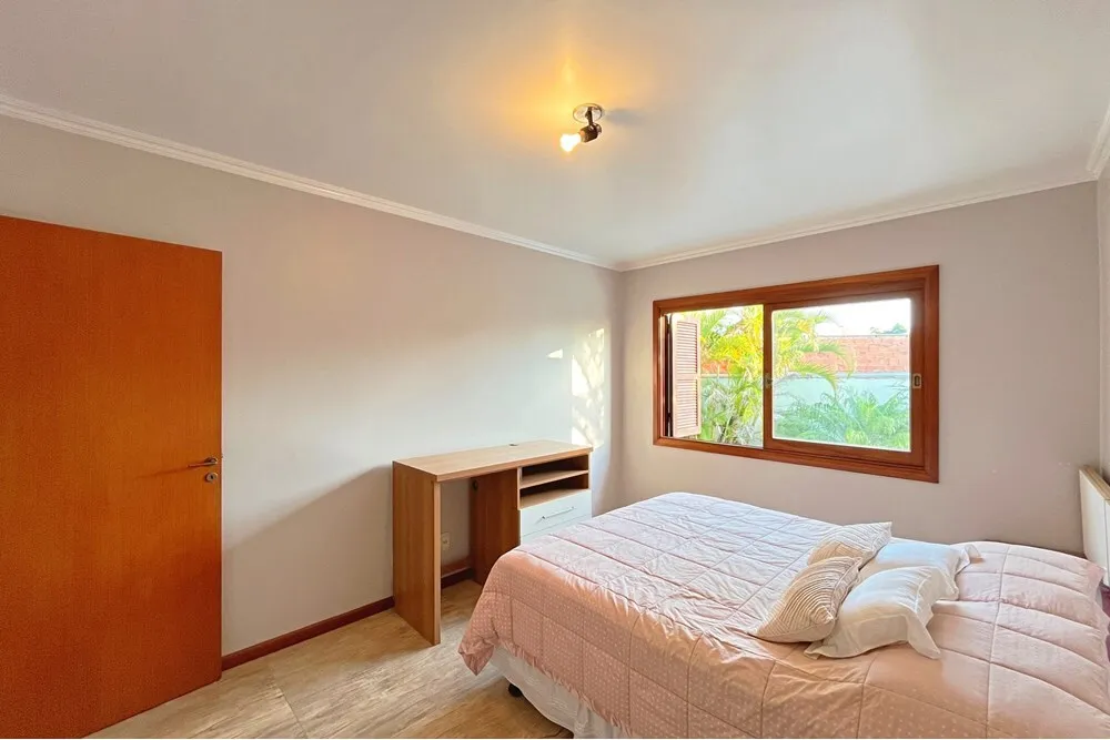 Casa, 3 quartos, 215 m² - Foto 10