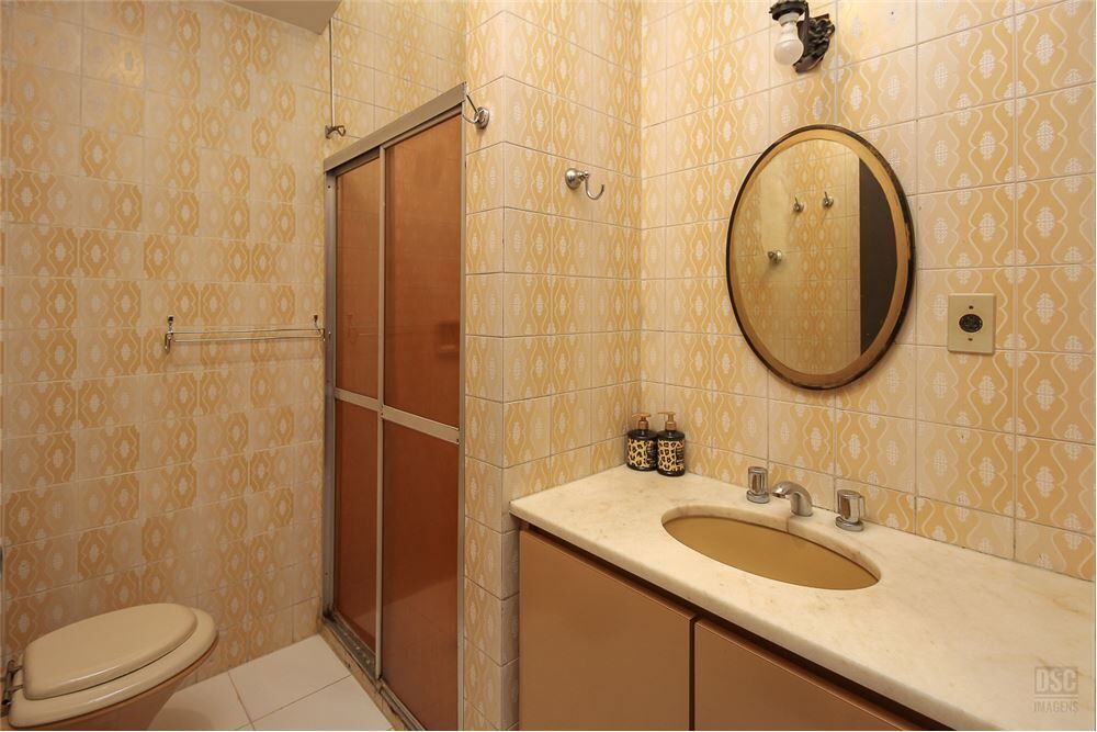Casa à venda com 3 quartos, 252m² - Foto 8