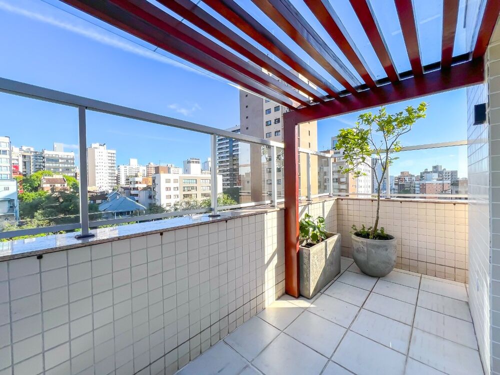Cobertura à venda com 3 quartos, 249m² - Foto 2