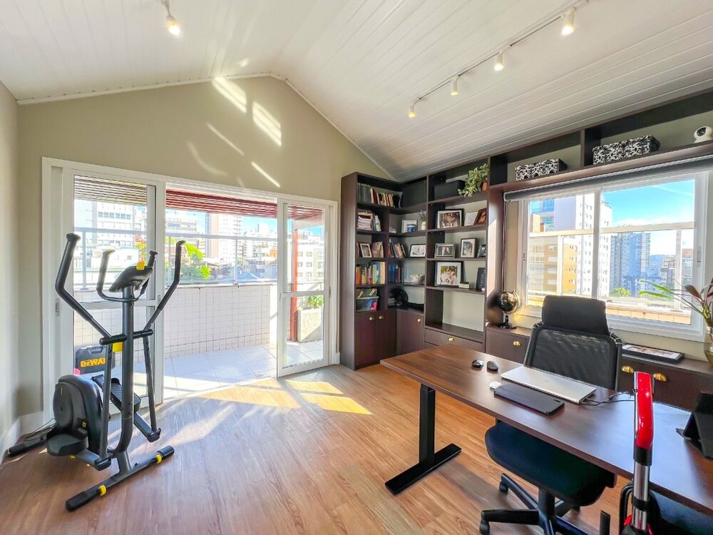 Cobertura à venda com 3 quartos, 249m² - Foto 3