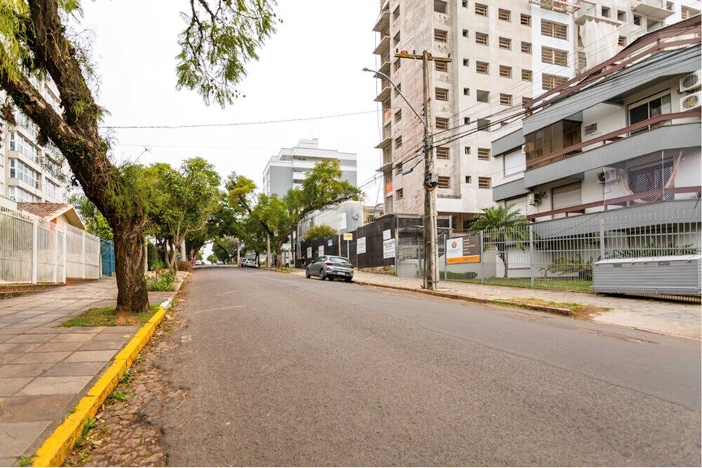 Apartamento à venda com 2 quartos, 67m² - Foto 3