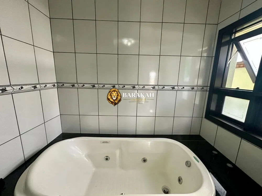 Casa, 4 quartos, 233 m² - Foto 8
