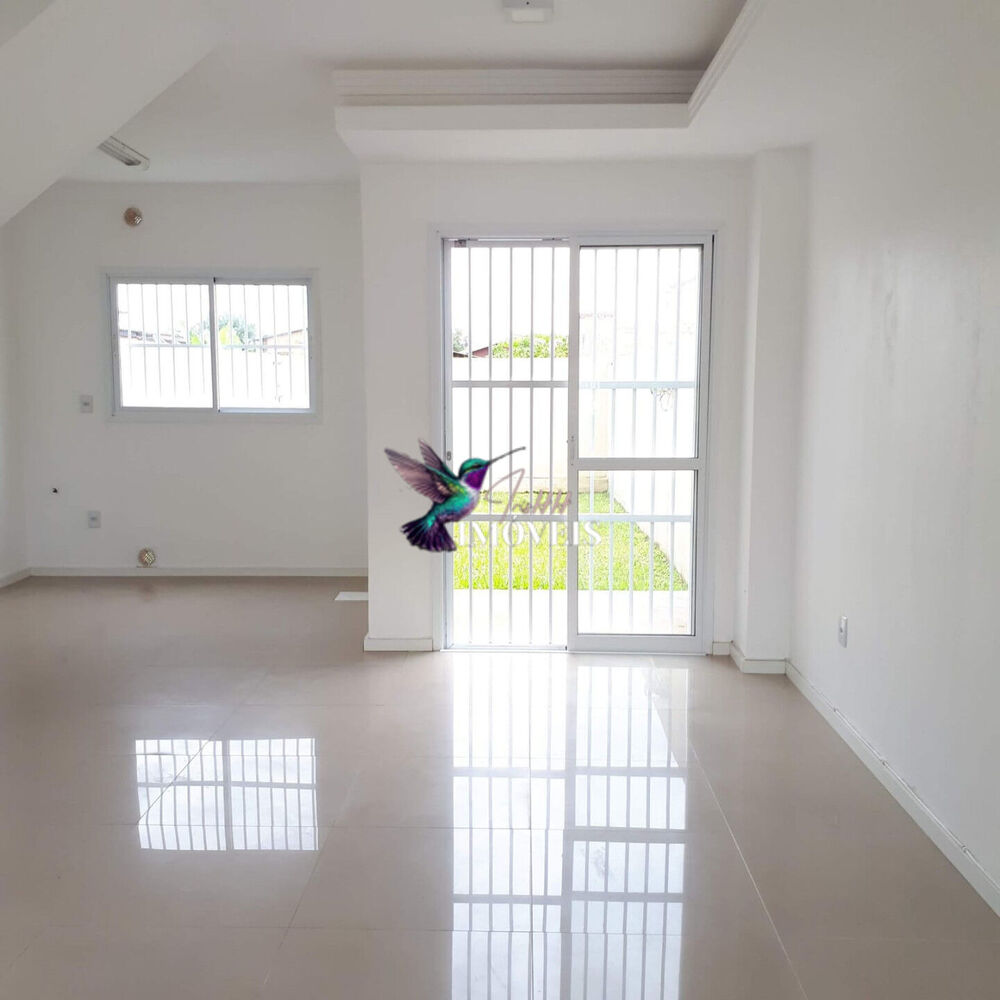 Casa à venda com 2 quartos, 70m² - Foto 8