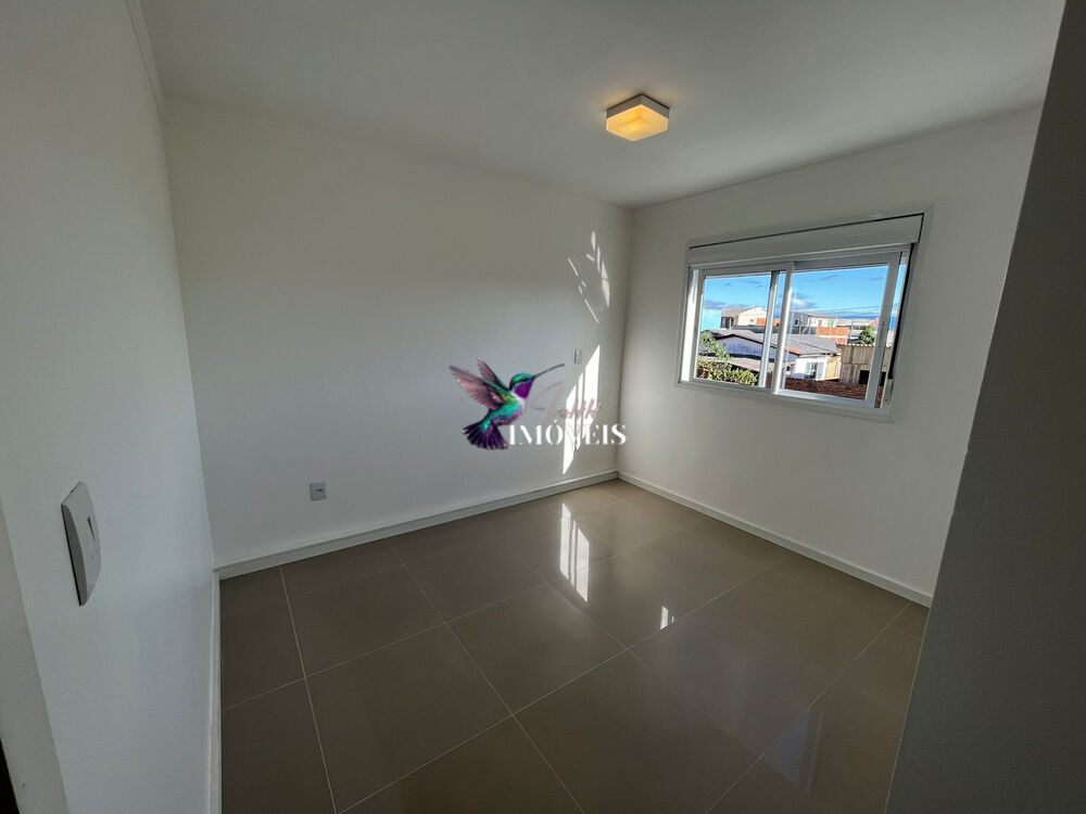 Casa à venda com 2 quartos, 70m² - Foto 10