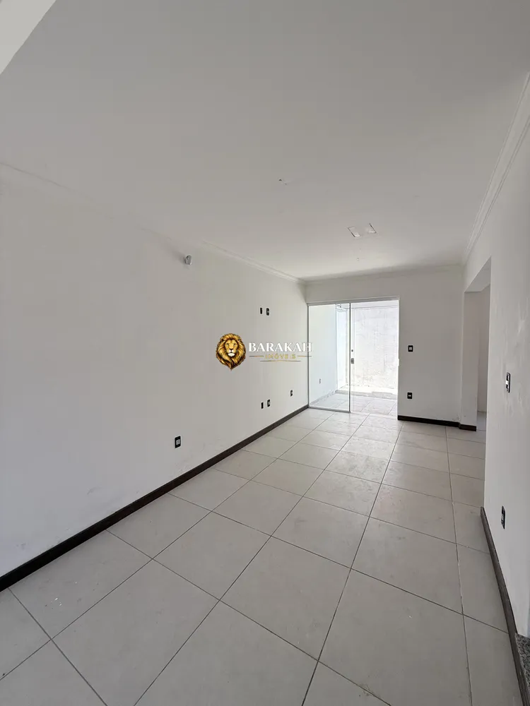 Casa, 3 quartos, 230 m² - Foto 1