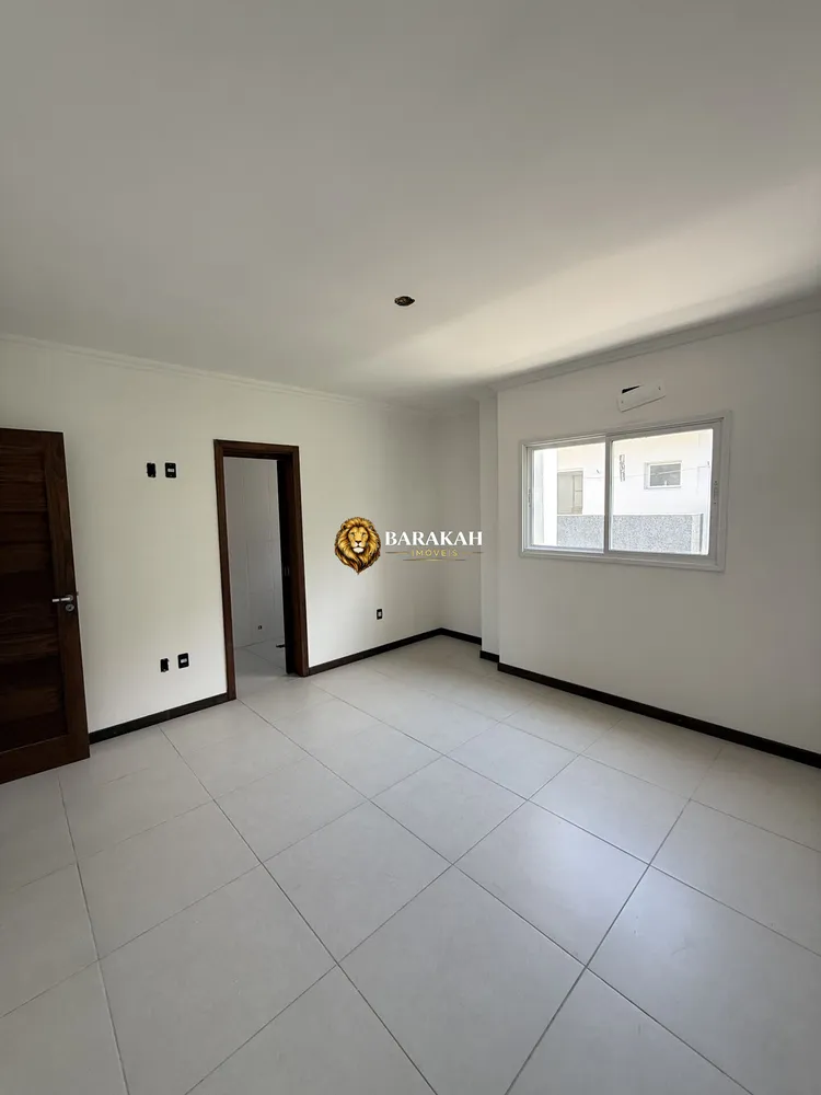 Casa, 3 quartos, 230 m² - Foto 9