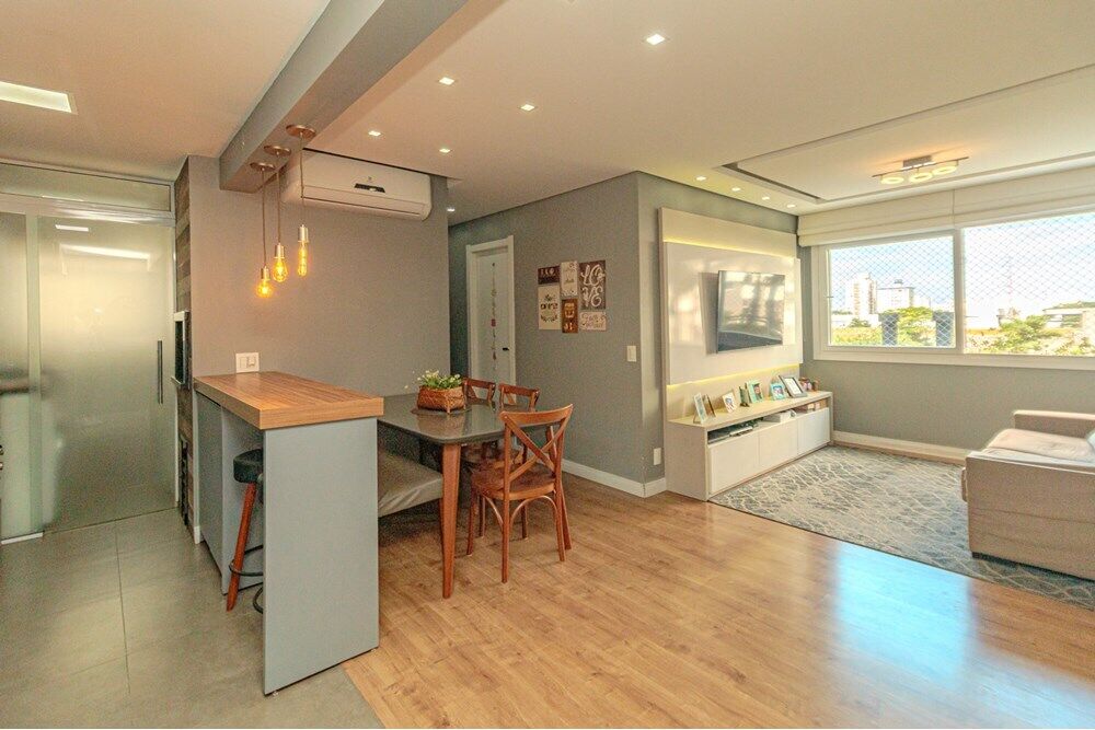 Apartamento à venda com 3 quartos, 76m² - Foto 1