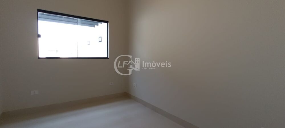 Casa, 3 quartos, 216 m² - Foto 2