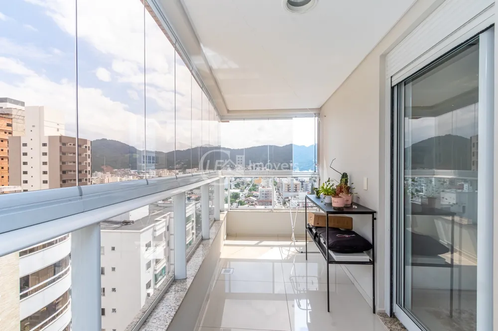 Cobertura, 4 quartos, 215 m² - Foto 1