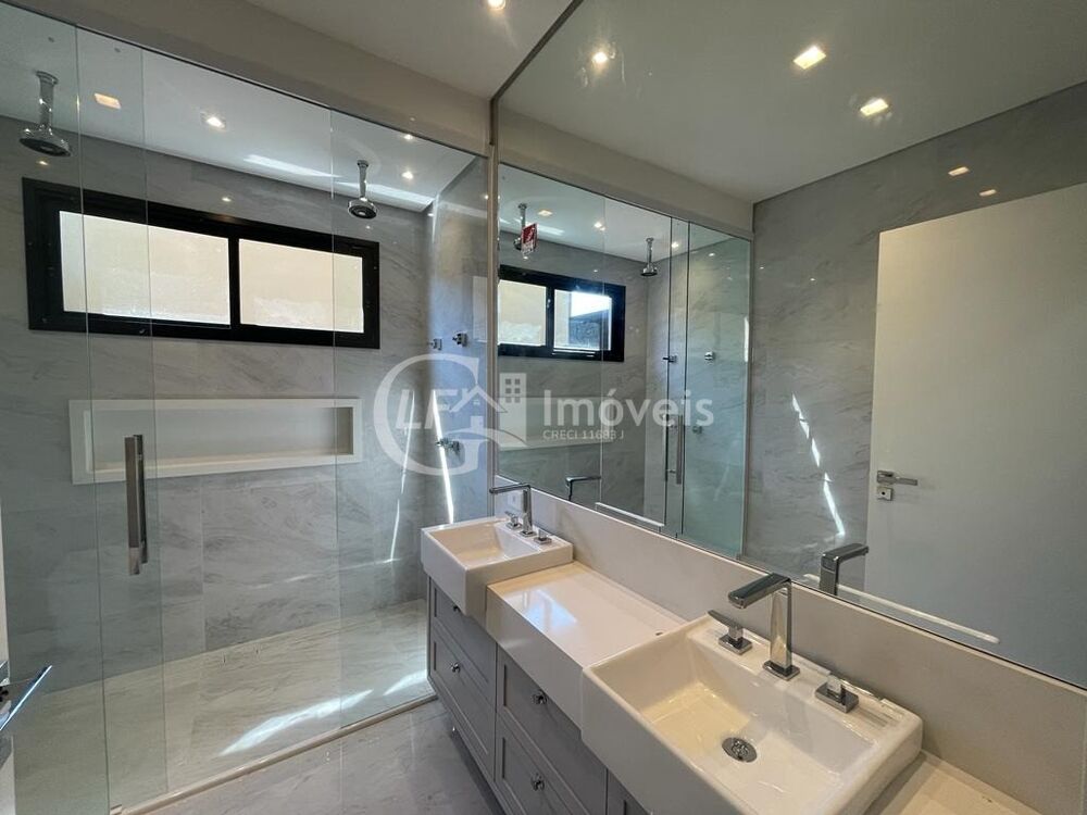 Casa, 3 quartos, 234 m² - Foto 3
