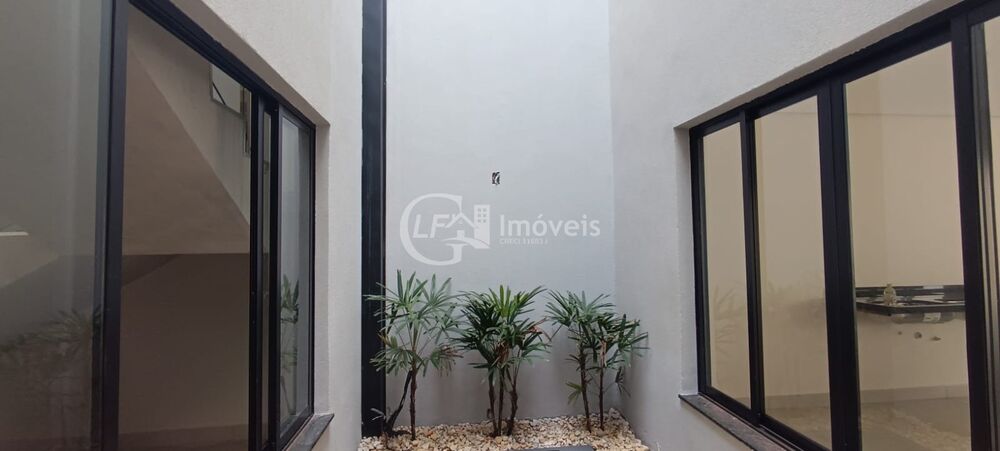 Casa, 3 quartos, 202 m² - Foto 4