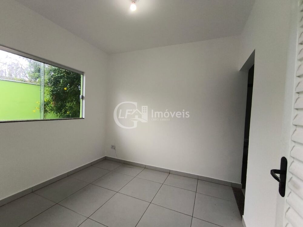 Casa para alugar com 2 quartos, 60m² - Foto 1