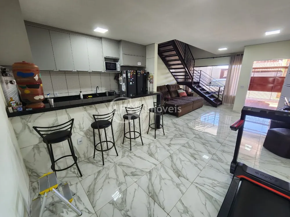 Casa, 3 quartos, 180 m² - Foto 13