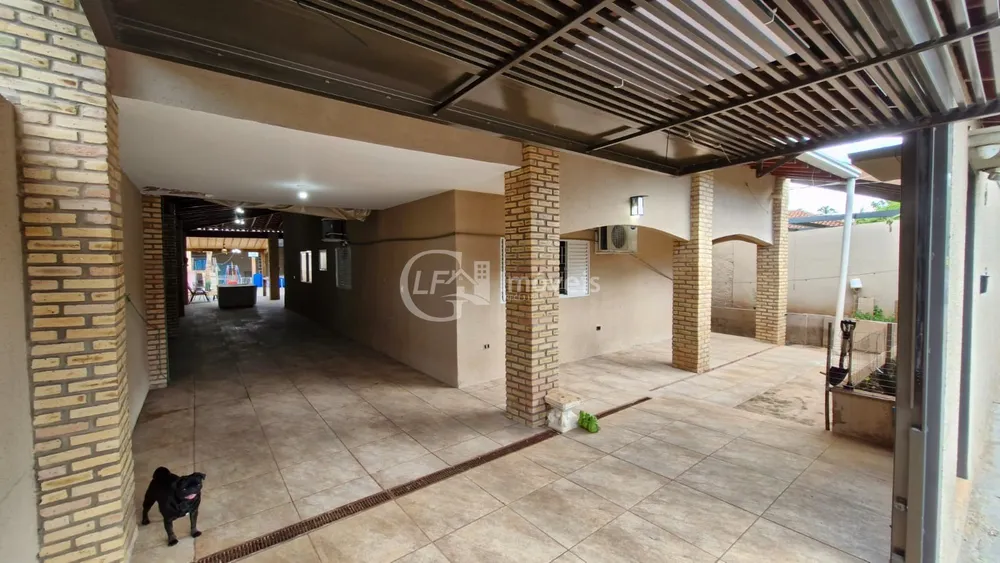 Casa, 3 quartos, 330 m² - Foto 1