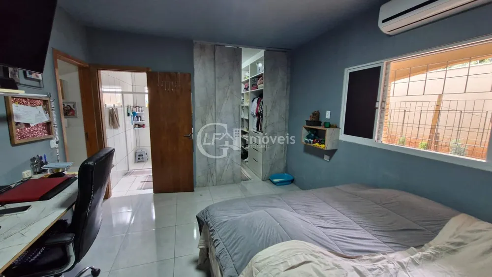 Casa, 3 quartos, 330 m² - Foto 12