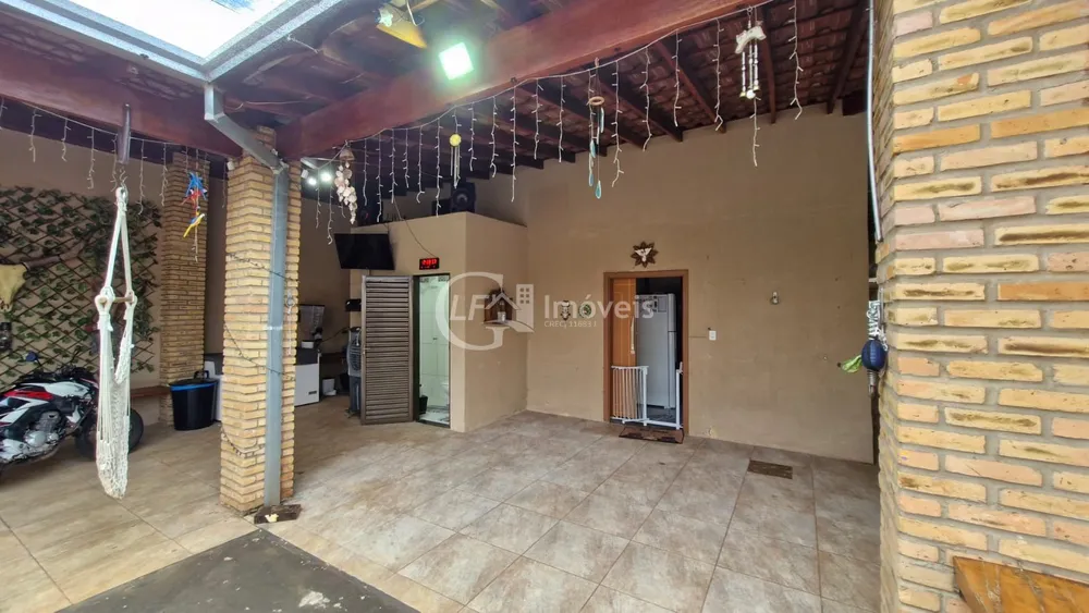 Casa, 3 quartos, 330 m² - Foto 3