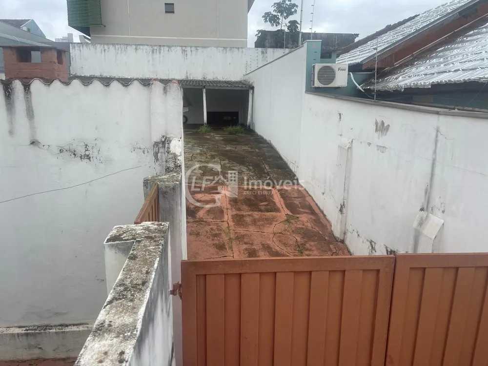 Casa, 6 quartos, 300 m² - Foto 11