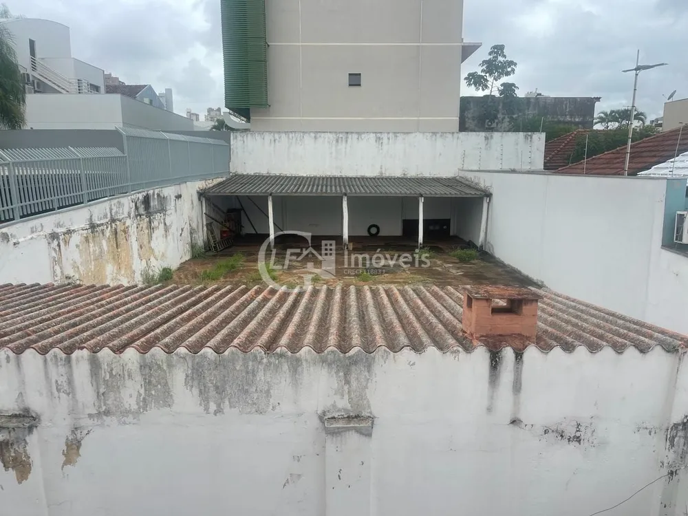 Casa, 6 quartos, 300 m² - Foto 12