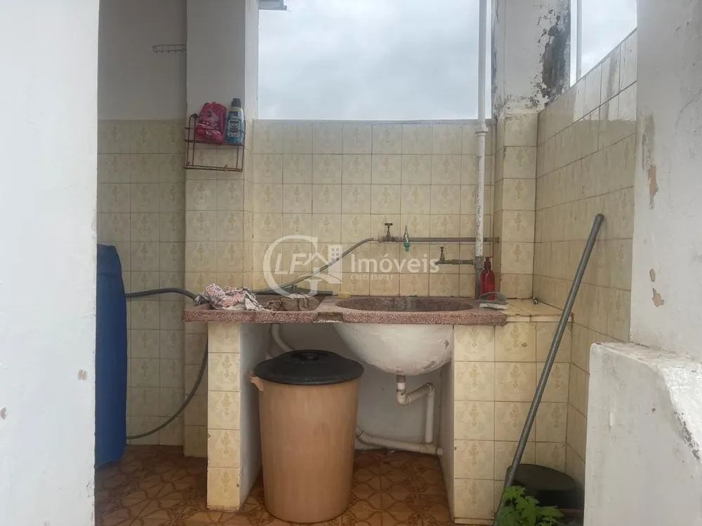 Casa, 6 quartos, 300 m² - Foto 9