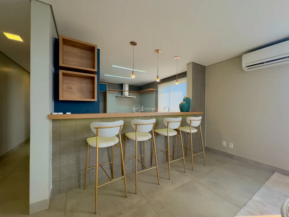 Apartamento, 4 quartos, 205 m² - Foto 2