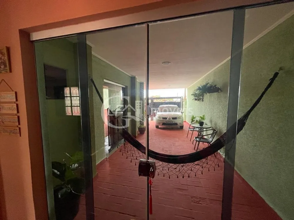 Casa, 3 quartos, 180 m² - Foto 1