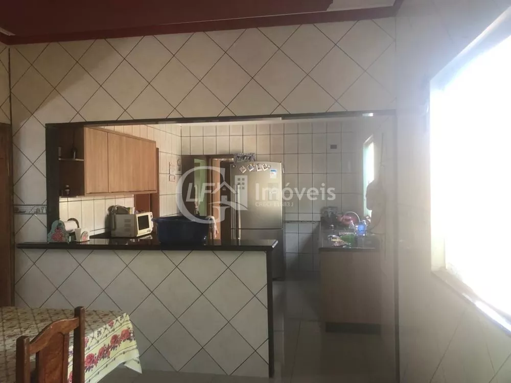 Casa, 3 quartos, 200 m² - Foto 19