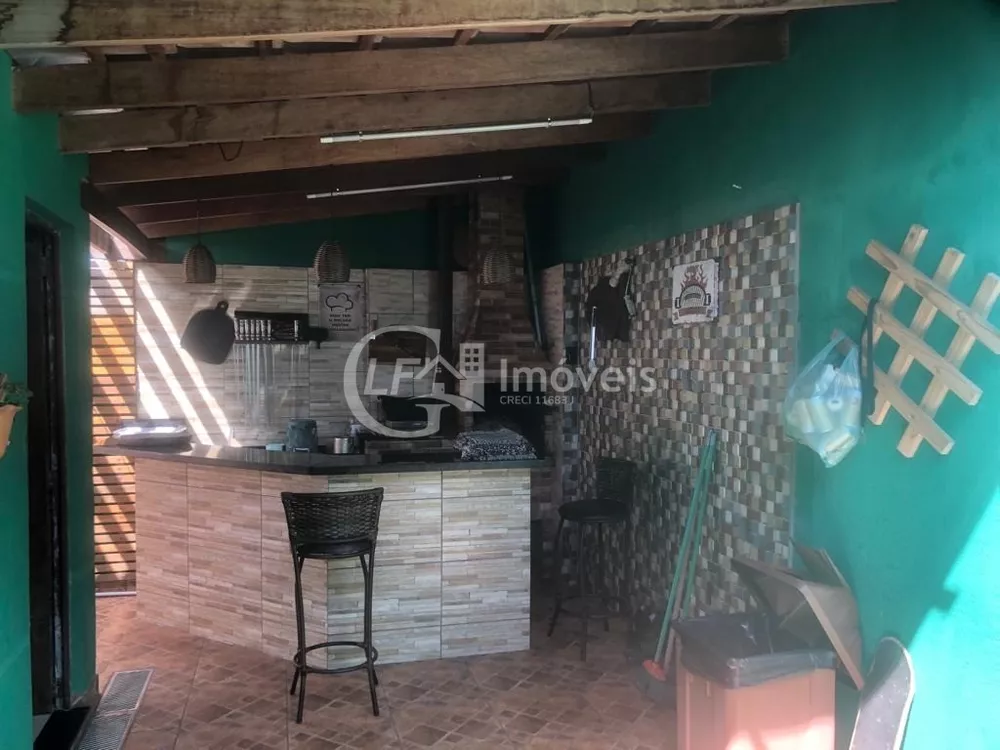 Casa, 3 quartos, 200 m² - Foto 1