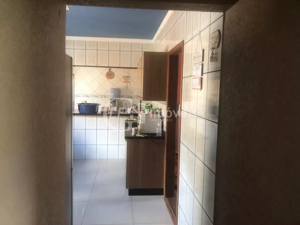 Casa, 3 quartos, 200 m² - Foto 13