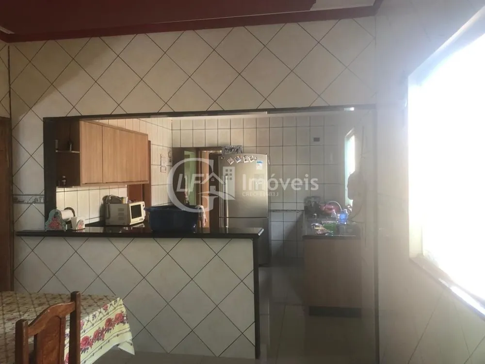 Casa, 3 quartos, 200 m² - Foto 27