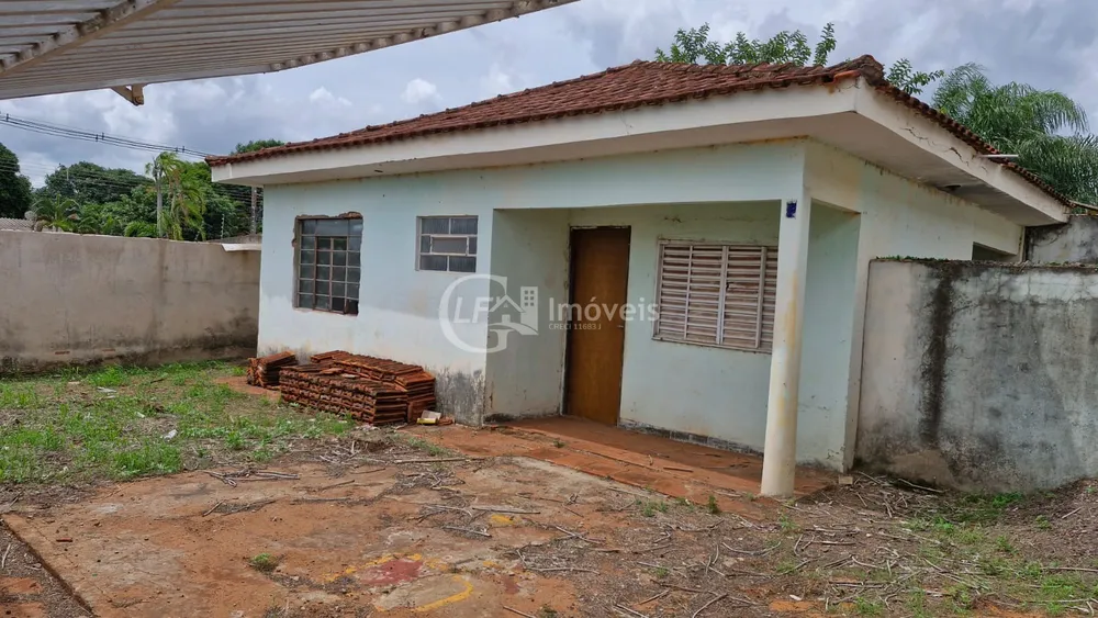 Casa, 2 quartos, 360 m² - Foto 1
