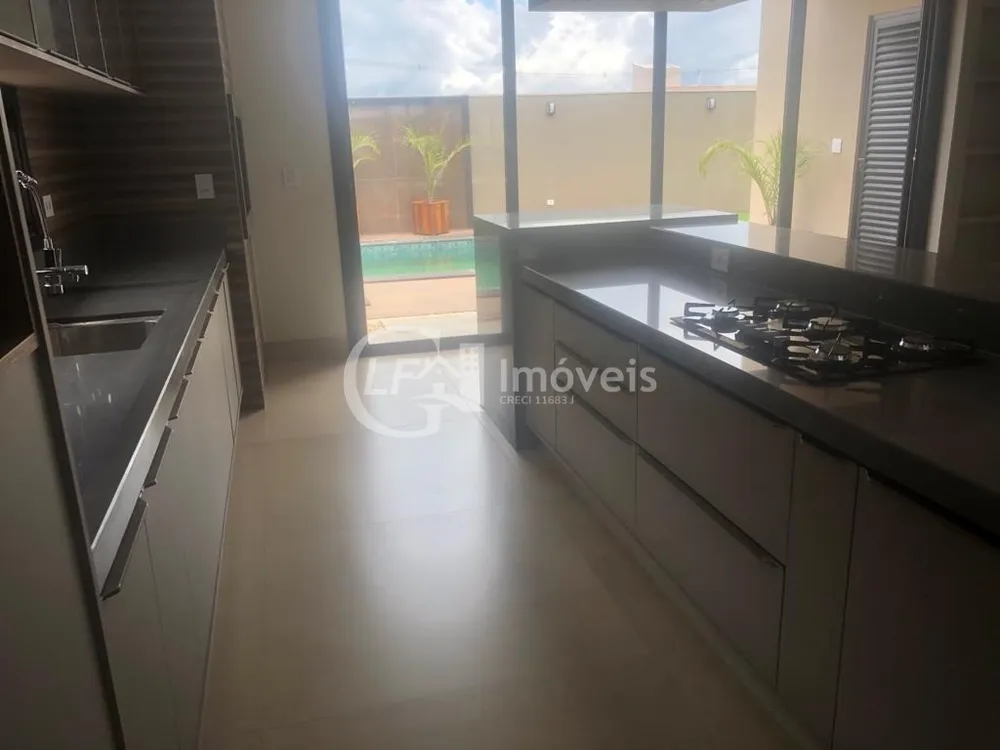 Casa, 4 quartos, 237 m² - Foto 6