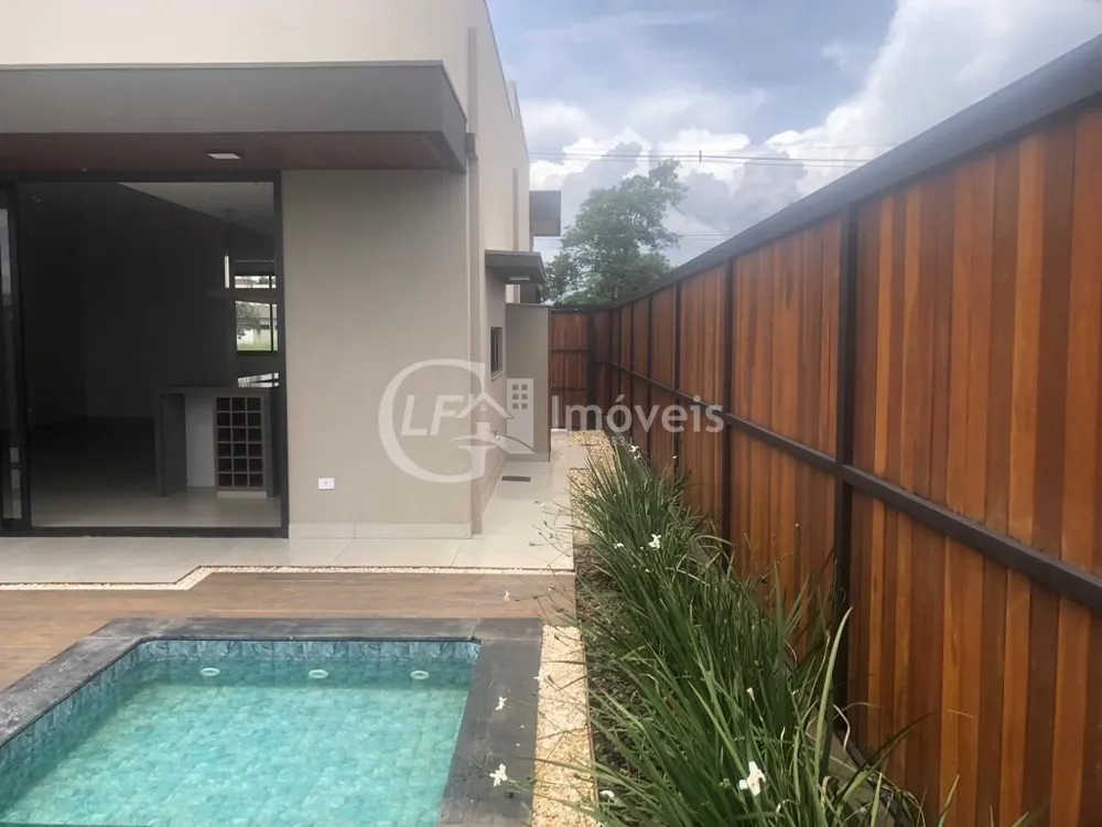 Casa, 4 quartos, 237 m² - Foto 4