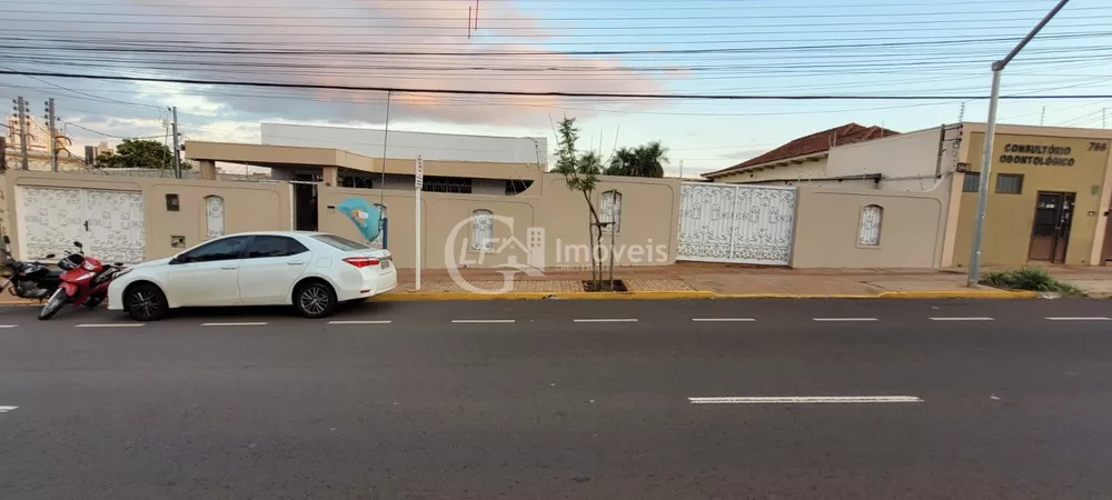 Prédio Inteiro - Foto 2