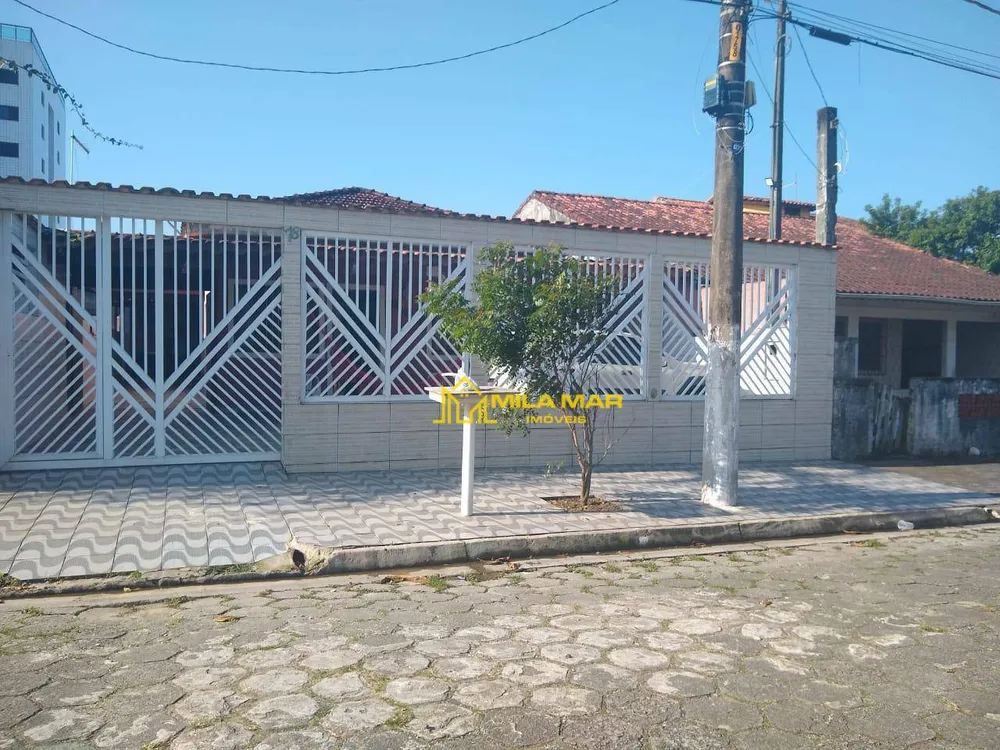 Casa, 4 quartos, 136 m² - Foto 1
