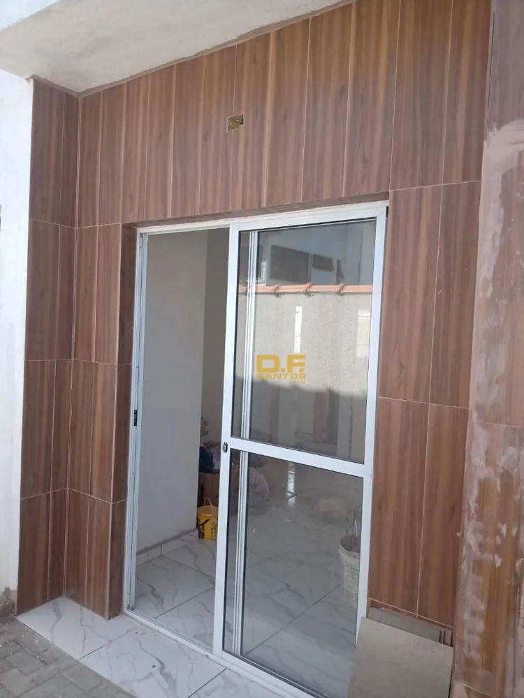 Casa, 2 quartos, 48 m² - Foto 2