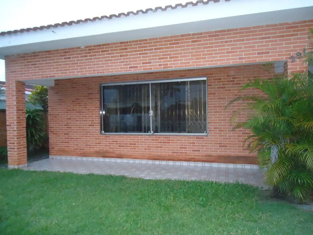 Casa, 5 quartos, 272 m² - Foto 3