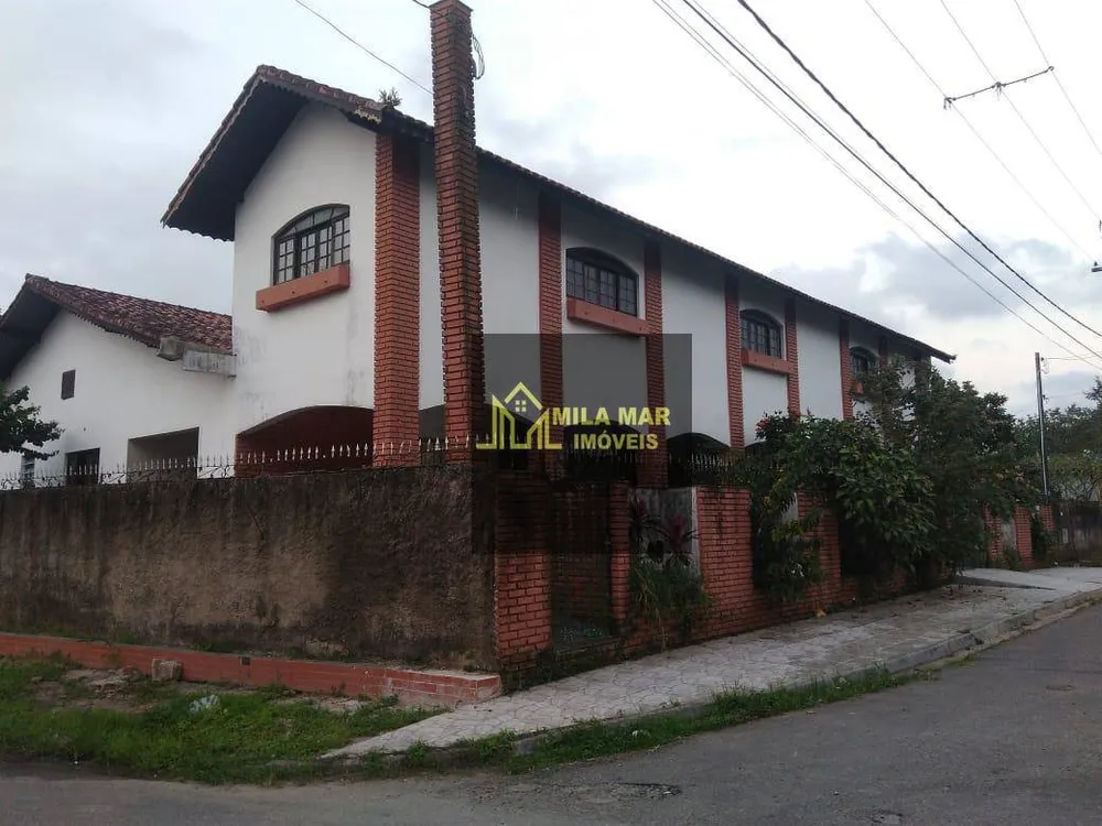 Casa, 5 quartos, 300 m² - Foto 1