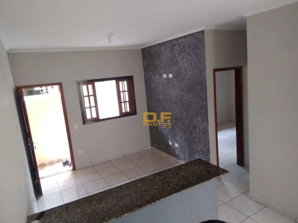 Casa, 2 quartos, 47 m² - Foto 1