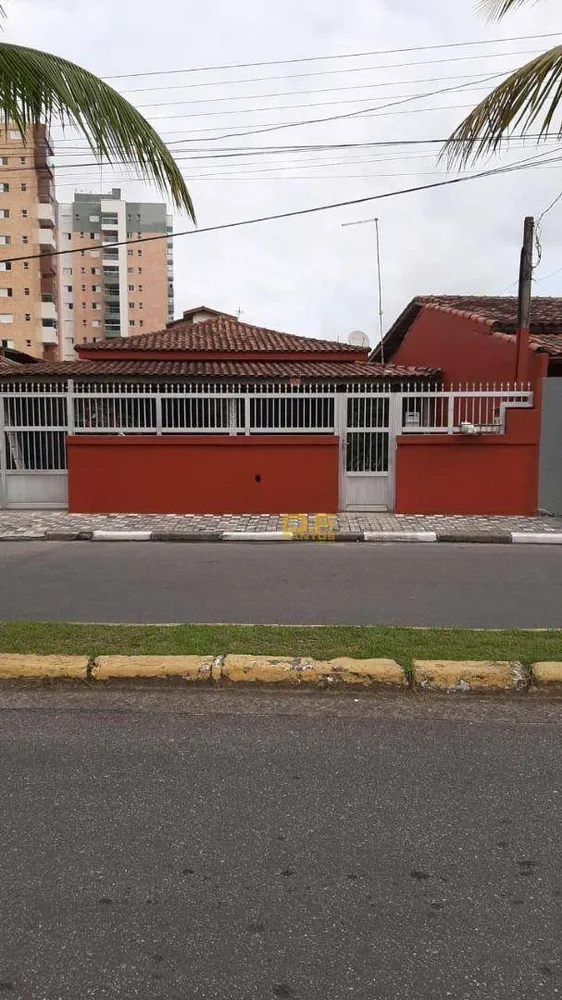 Casa, 3 quartos, 230 m² - Foto 1