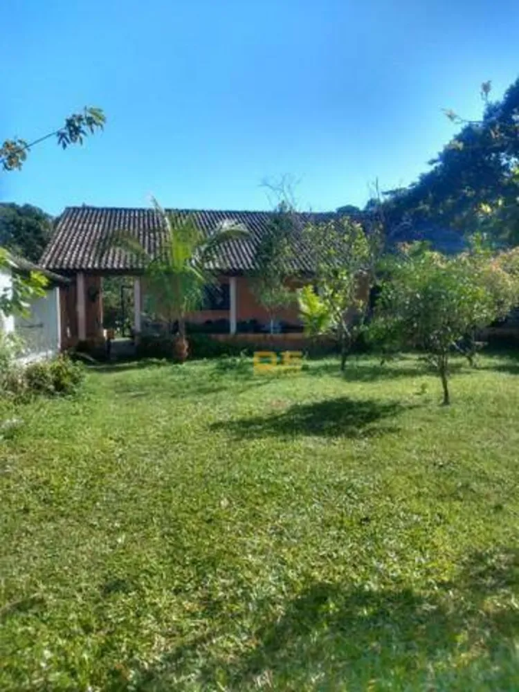 Chácara, 2 quartos, 1600 m² - Foto 2