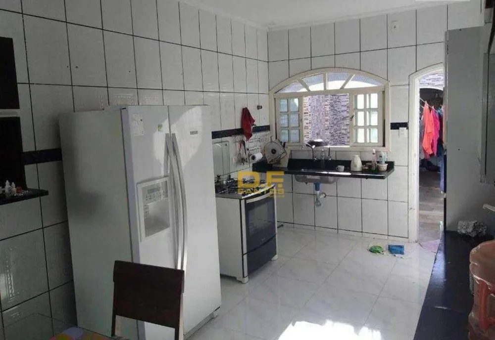 Casa, 5 quartos, 350 m² - Foto 3